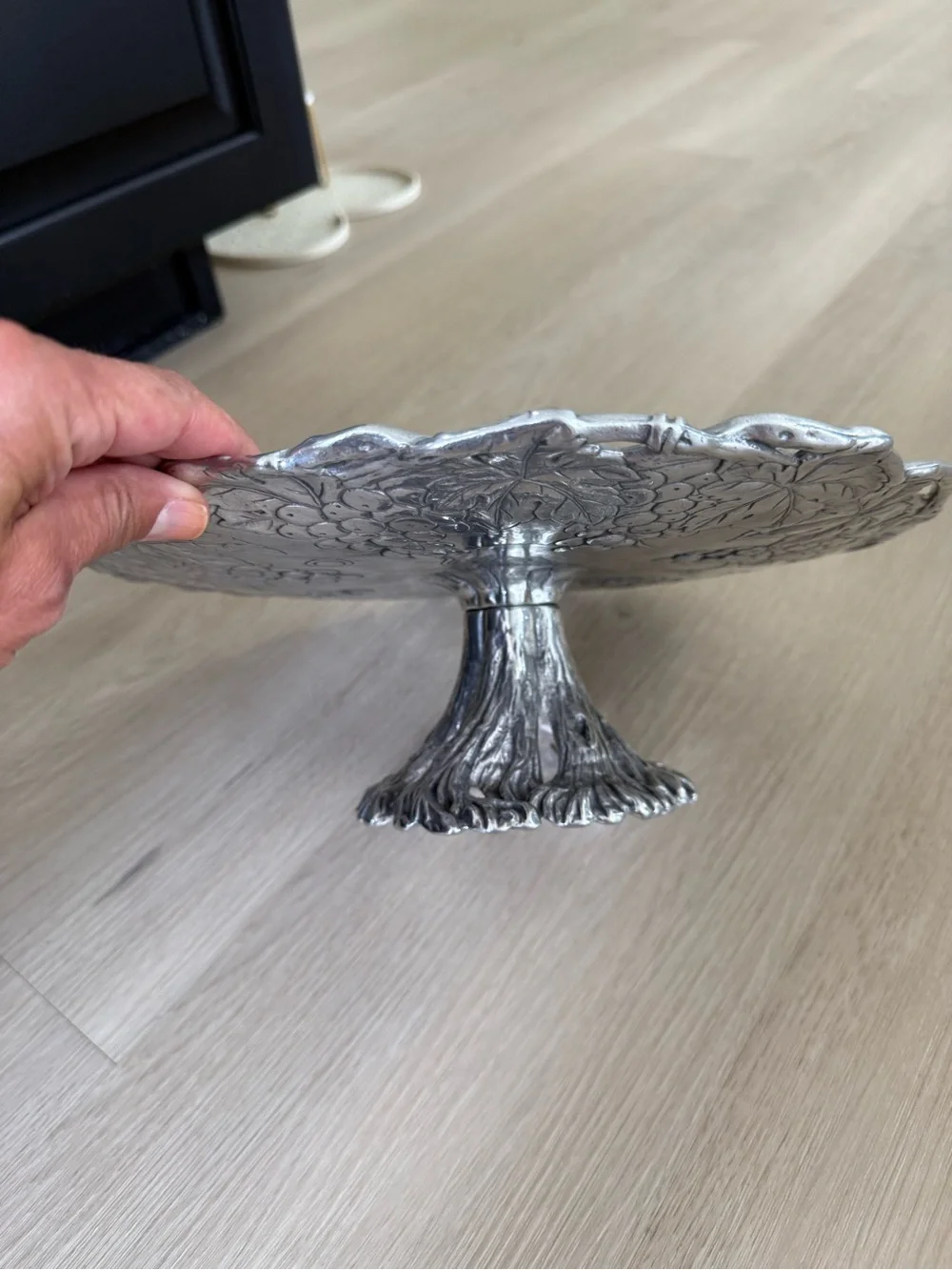 Arthur court Silver grape Decorative cake plate
